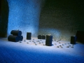 Senza Titolo, dimensioni variabili, vetroresina, ferro, sabbia e acrilico, 2002